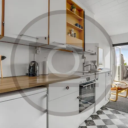 Διαμέρισμα 1 Bedroom Beautiful In *