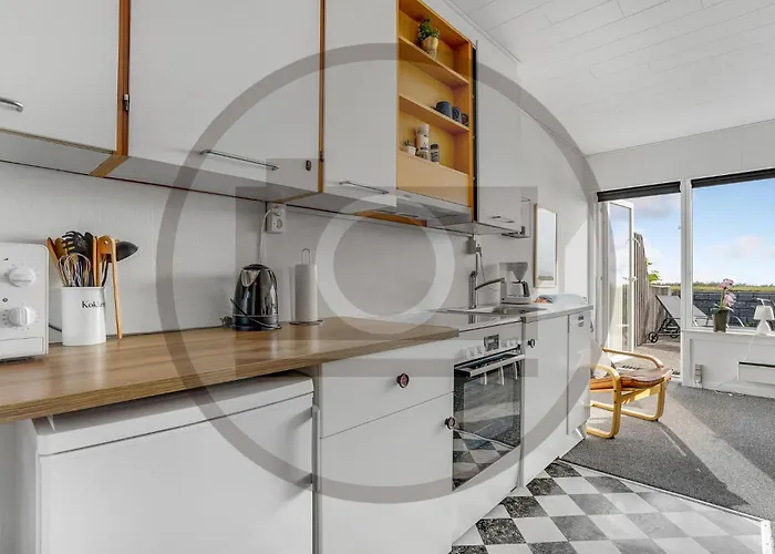 Διαμέρισμα 1 Bedroom Beautiful In *